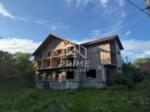 Pensiune de vanzare S+P+2E Almașu Mare | Ideal azil sau turism