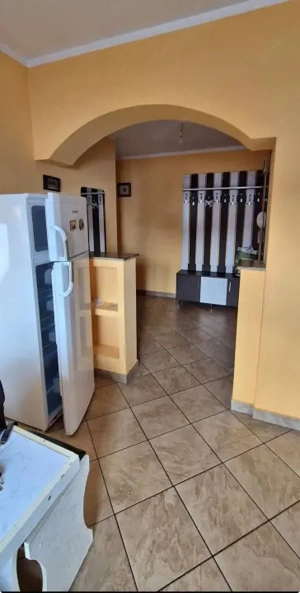 Apartament 2 camere , etaj intermediar, Radauti - imagine 2