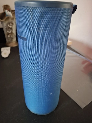 Logitech Megan boom 3