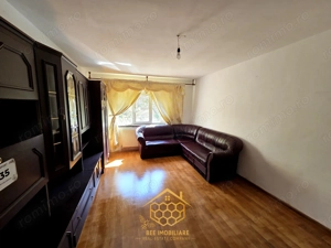Apartament 3 Camere Decomandat - Spatios - in Zona 1 Mai - imagine 2