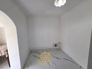Apartament 3 Camere Decomandat - Spatios - in Zona 1 Mai - imagine 5