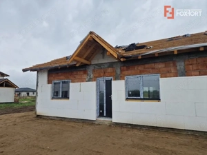 Duplex de vanzare cu 3 camere, zona Bucovat