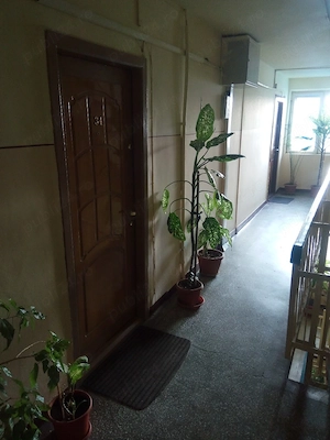 Apartament 3 Camere   Zona Valea Roșie (Vis-a-vis Spitalul Militar) - imagine 10