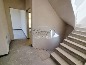 Casa exclusivista cu terasa si vedere panoramica - imagine 19