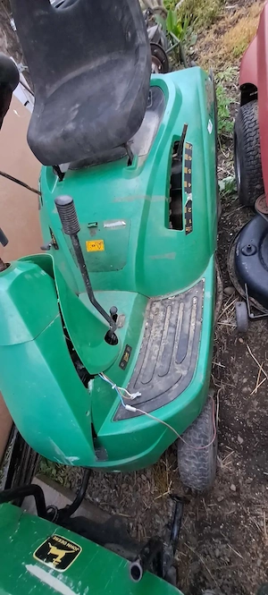Motor tractoras gazon  - imagine 2