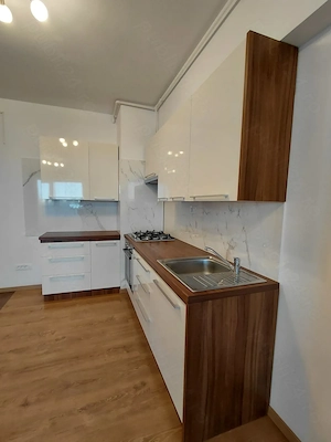 Proprietar Vand Apartament 2 camere, 48 mp, balcon 10 mp, parcare subterană, Calea Torontalului Vox