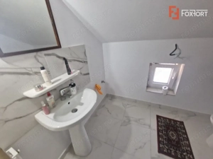 Casa individuala de vanzare cu 7 camere - Recas - imagine 17