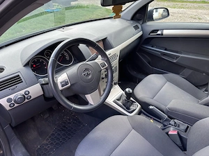 Opel Astra Diesel 1,7 CDTI 125 CP - imagine 6