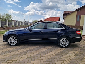 Mercedes E 250 CDI 4 X 4 , IMPECABIL, Istoric complet, RAR efectuat, Import Germania - imagine 2