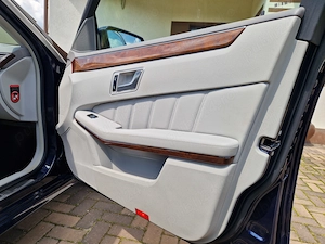 Mercedes E 250 CDI 4 X 4 , IMPECABIL, Istoric complet, RAR efectuat, Import Germania - imagine 13