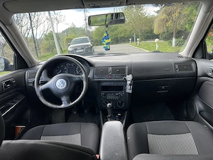 Se vinde Vw golf 4 1.9 tdi 101 cai 2005 euro 4 cod motor Axr  - imagine 7