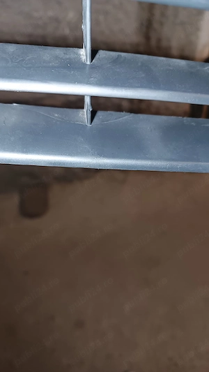 Grilă bară față VW Polo 9N Facelift  - imagine 3