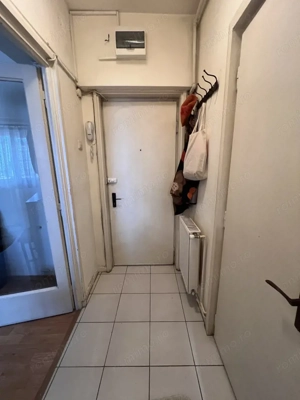 Garsonieră decomandată cu centrala proprie si AC- Zona Carol  - imagine 9