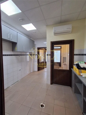 SPATIU COMERCIAL DE INCHIARIAT ZONA DE SUS ONESTI - imagine 6
