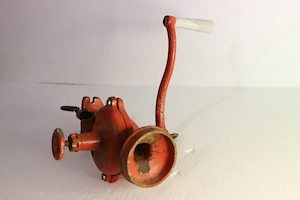 Rasnita manuala din perioada comunista - imagine 3