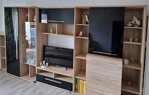 Vând mobilă de sufragerie 