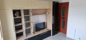 vând mobilă de sufragerie