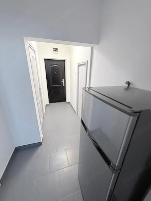 Garsonieră modernă 38 mp regim hotelier Airbnb [Strada Garii nr 56 ] - imagine 5