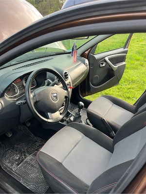 Dacia Duster 1.5 Diesel 4x2 - imagine 3