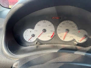 Peugeot 206,Diesel, km reali,consum mic,reducere 100  începători! - imagine 7