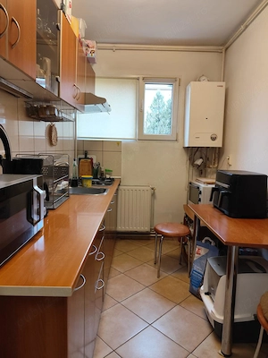 Proprietar Apartament 3 camere, etaj 2 4, însorit, aproape de piața Astra + loc de parcare - imagine 7