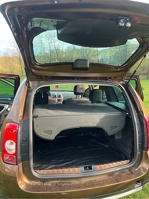 Dacia Duster 1.5 Diesel 4x2 - imagine 7