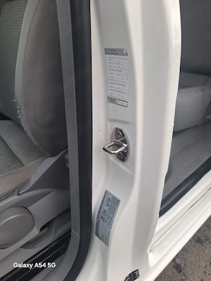 Volkswagen Caddy maxi 1.9 Automat 2010 - imagine 3