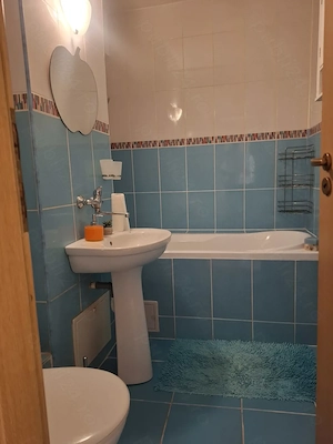 Dau in chirie apartament două camere - imagine 7