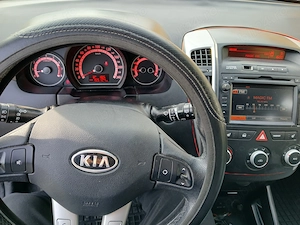 VAND KIA Cee"d benzina - imagine 2