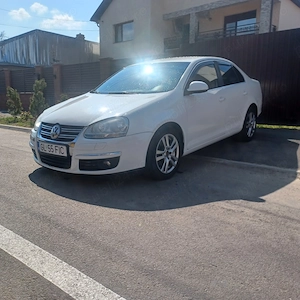 Vw jetta 2.0 tdi - imagine 5