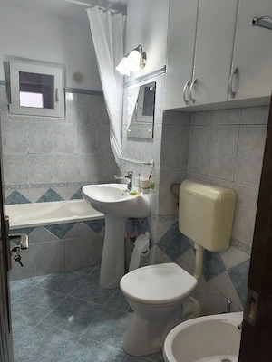 Închiriere Apartament spațiu comercial - imagine 4