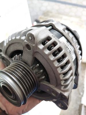 Vând alternator folosit 1 lună jumătate Wurtemberg 12V, 150A - imagine 4