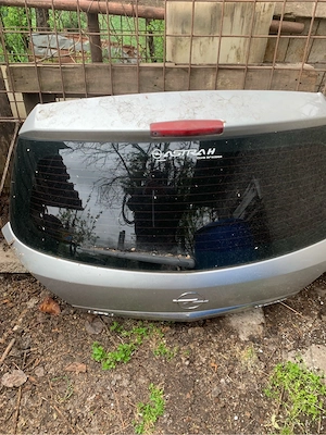 usi si haion de Opel astra H - imagine 3