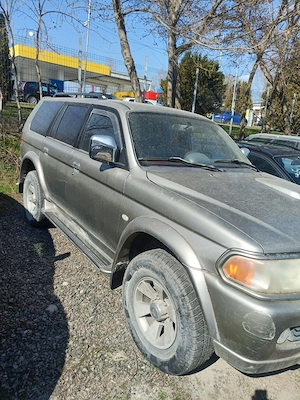 Mitsubishi pajero sport - imagine 3