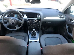 Audi a4 din anul 2010 - imagine 5