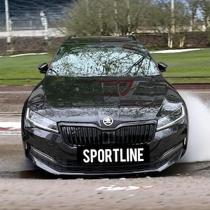  Skoda Superb Combi 2.0 TSI Sportline