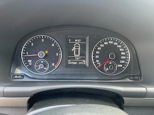    VW Touran 7 locuri   perfect pentru familie!       5500       Suceava              Diese - imagine 4