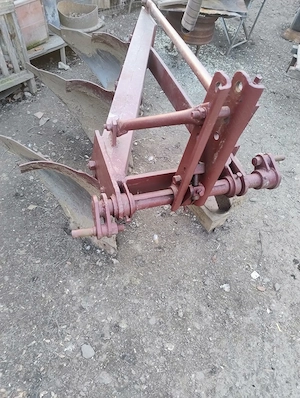 Vând pluguri, 2 Bucăți . In stare buna  - imagine 5