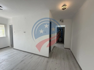 Apartament 2 camere decomandat Rovine Carrefour – bloc anvelopat, etaj 3/4 - imagine 2