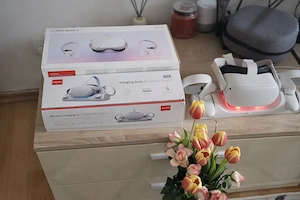 VR Meta Oculus Quest 2, 256 GB +Statie de incarcare + Kit transport - imagine 4