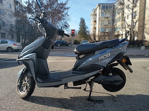 Închiriez scuter electric 