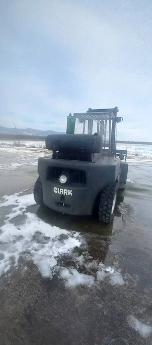 Clark stivuitor - imagine 3