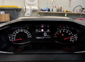 Peugeot 2008 Automat Benzina  - imagine 13