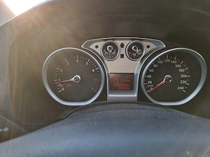 Ford Focus 2 euro5 1.6 benzina - imagine 10