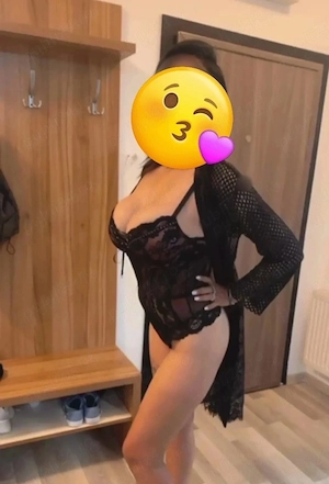 Doamna eleganta si manierata  - imagine 2