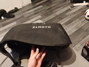 ghiozdan moto cu armura 