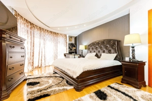 Casa deosebita cu teren de sport in zona semi centrala in Lugoj - imagine 6