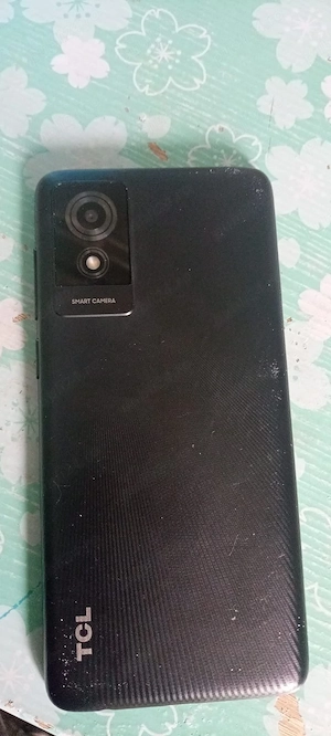 vând telefon TLC 501 in stare foarte buna de functionare 
