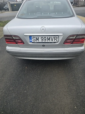 Mercedes  - imagine 8