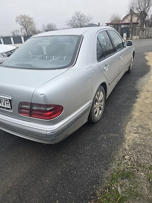 Mercedes  - imagine 7